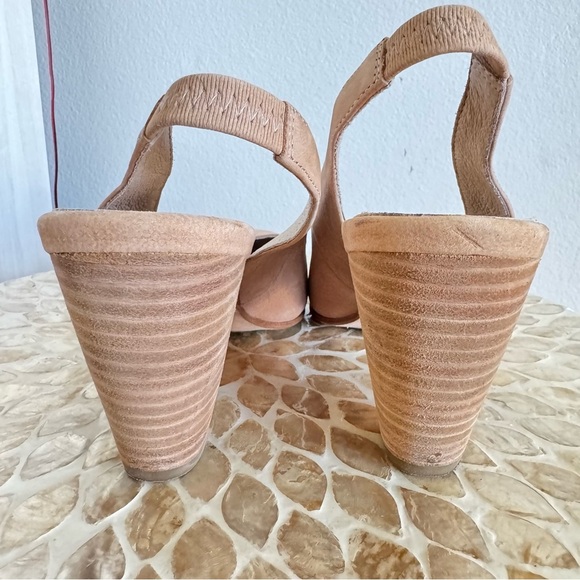 Eileen Fisher Beige Milla Slingback Leather Heel Pumps size 9 - Picture 11 of 12